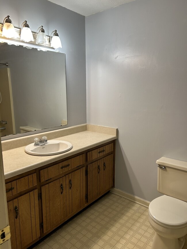 Building Photo - 3609 Stone Valley Dr