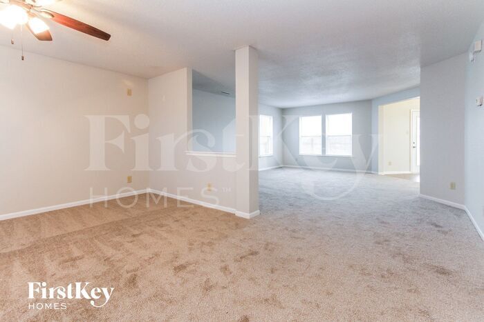 Building Photo - 5769 Woodland Trace Blvd