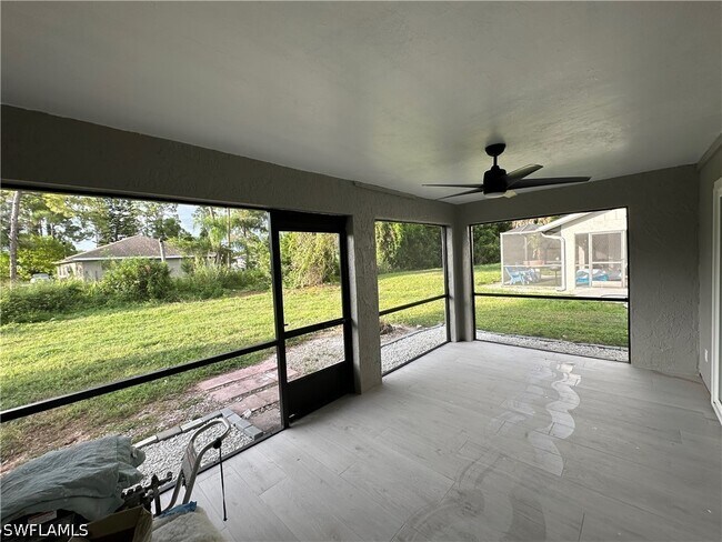 Building Photo - 9155 Seville Rd
