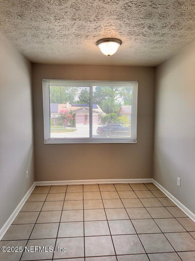 Building Photo - 4124 Huntington Forest Blvd