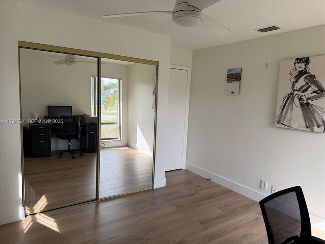 Building Photo - 8611 NW 51st Ct