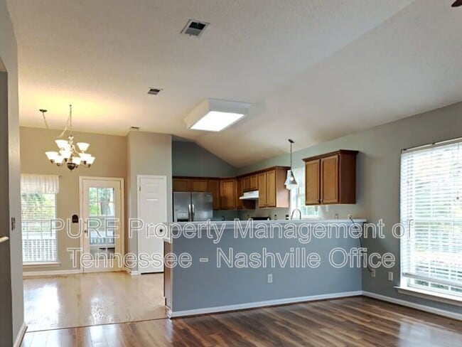 Building Photo - 2215 Joann Dr