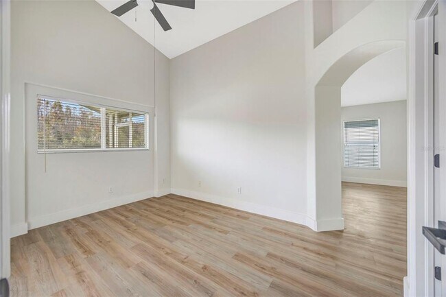 Building Photo - 19026 Fishermans Bend Dr