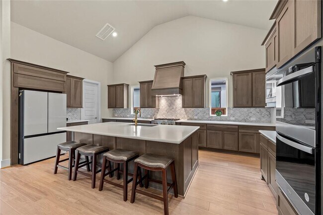 Building Photo - 4225 Hollow Wind Wy