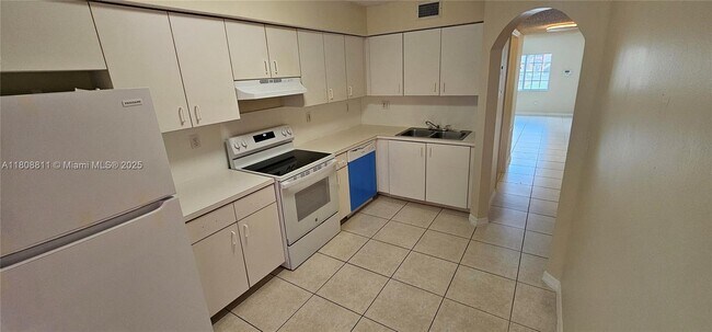 Building Photo - 13407 SW 154th St