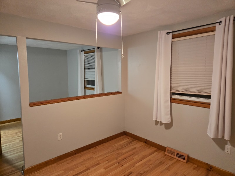 Building Photo - 2 Curt Rd