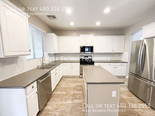 Building Photo - 5127 S Marble St