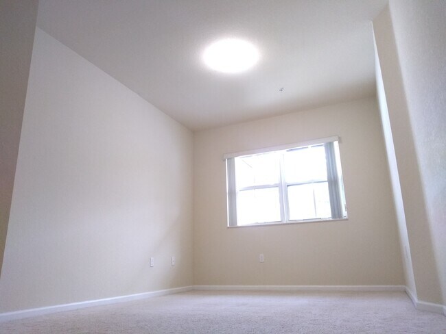 Building Photo - 8620 NW 97th Ave
