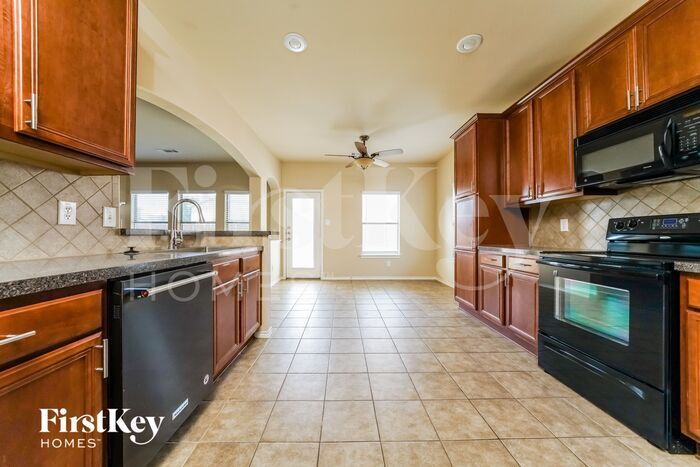 Building Photo - 4536 Grassy Glen Dr