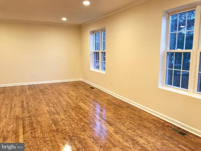 Building Photo - 13447 Chris Mar Ct