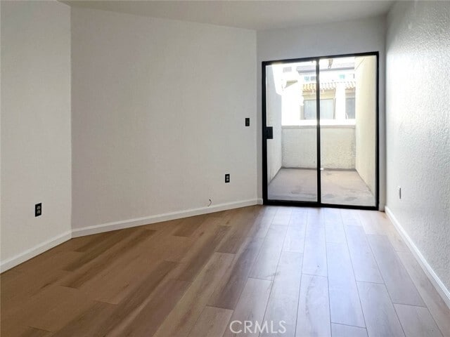 Building Photo - 10229 Variel Ave