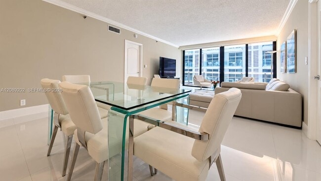 Building Photo - 9455 Collins Ave