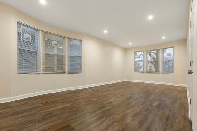 Building Photo - 10747 S Indiana Ave