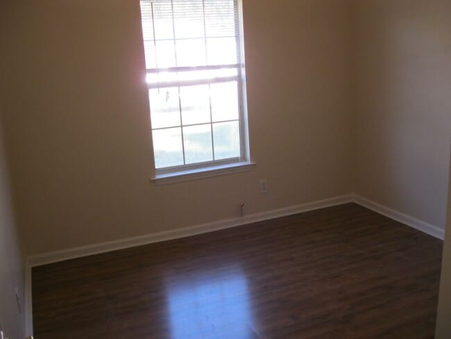 Building Photo - 133 Bordeaux Ln