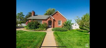 Building Photo - 355 N 400 E