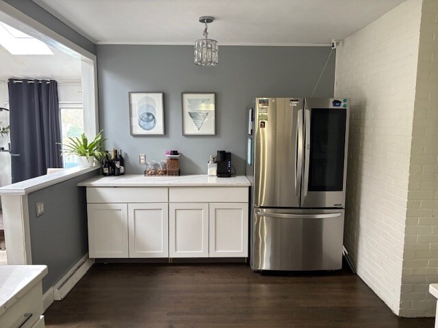 Kitchen - 15 Beverly Hl