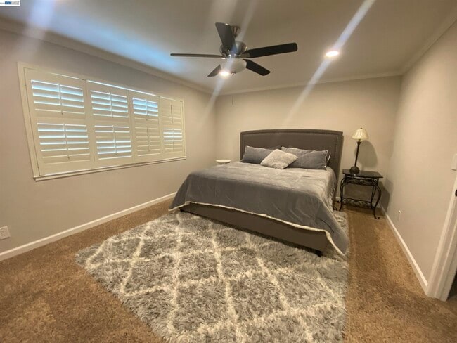 Building Photo - 3253 Pomace Ct