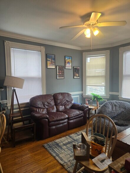 Building Photo - 16 Dighton St