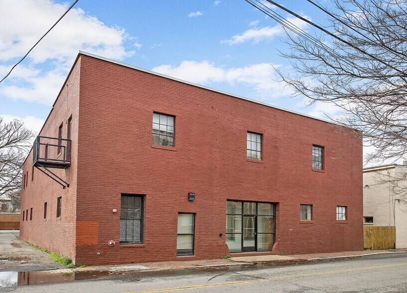 Building Photo - Jackson Street Lofts
