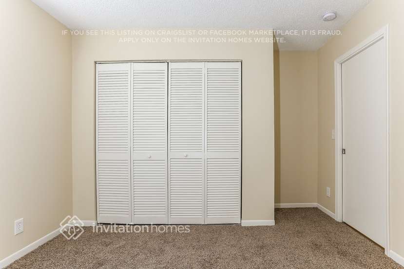 Building Photo - 4131 Ixora Ct S