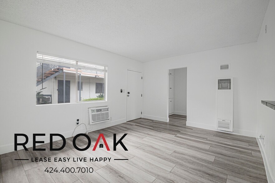 Building Photo - 630 N Cerritos Ave