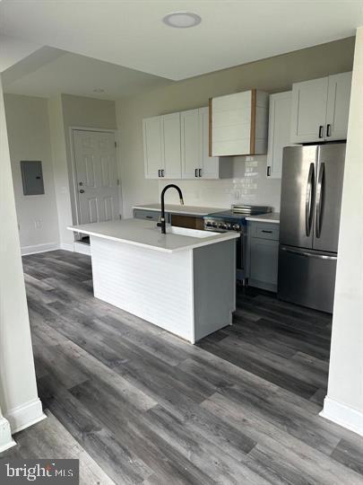 Building Photo - 1247 E Berks St