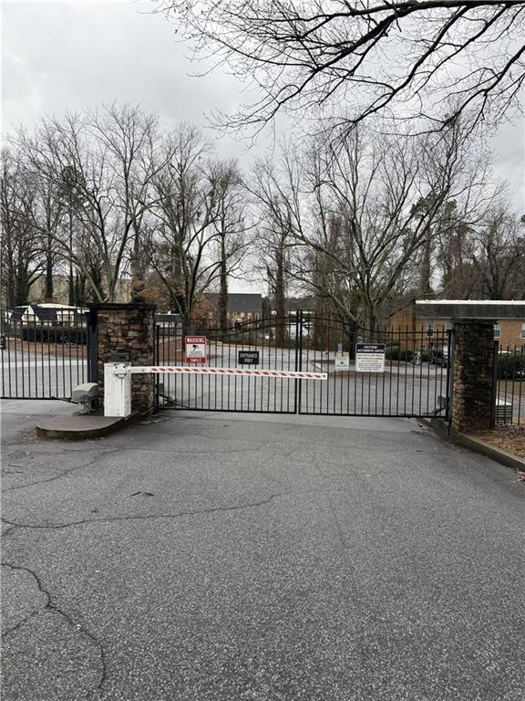 Building Photo - 265 Winding River Dr