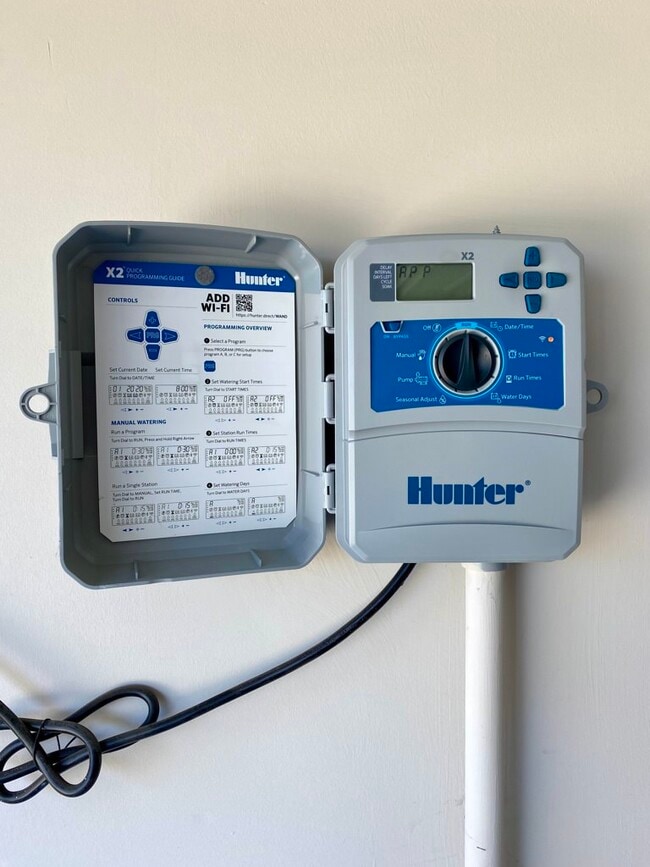 Building Photo - 7043 Coneflower Creek Ct