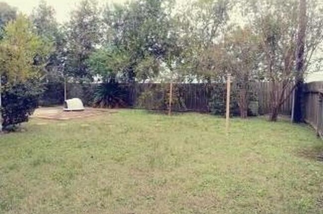 Building Photo - 2410 Sand Plum Dr