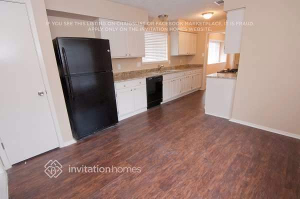 Building Photo - 7319 Echo Pines Dr