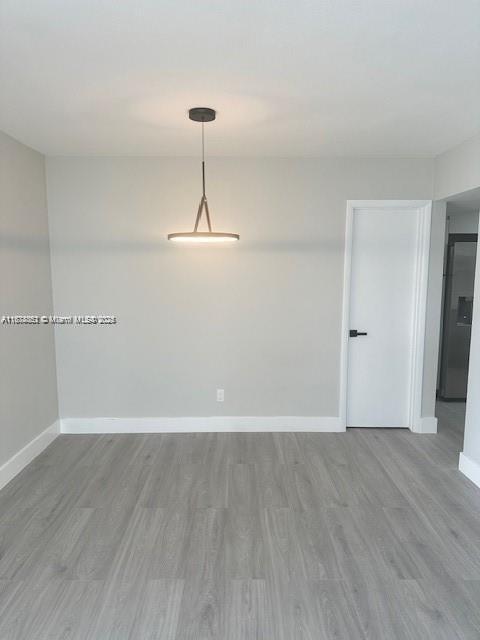 Building Photo - 9500 W Bay Harbor Dr