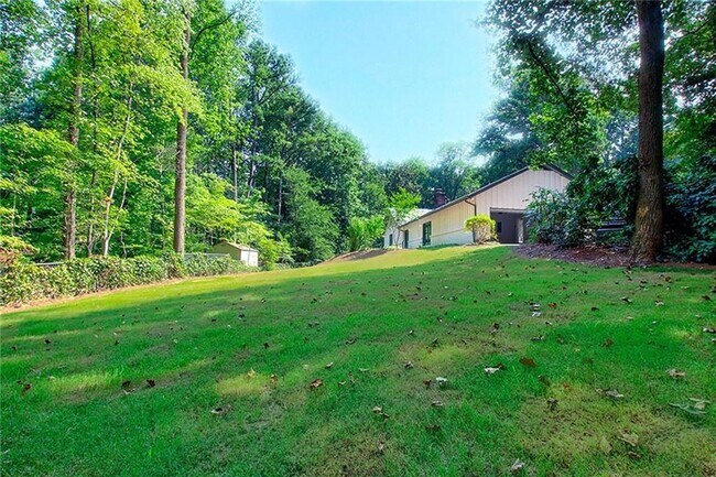 Building Photo - 4176 Triple Creek Ct NE
