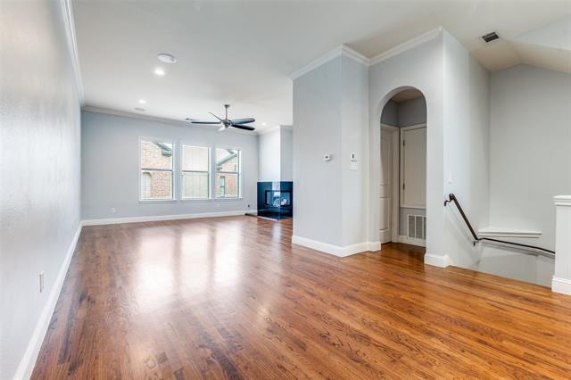 Building Photo - 3835 Cole Ave