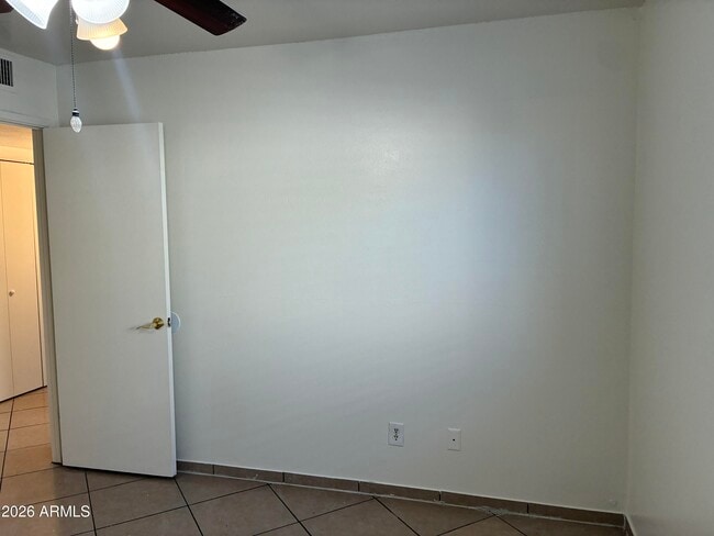 Building Photo - 8819 W Roma Ave