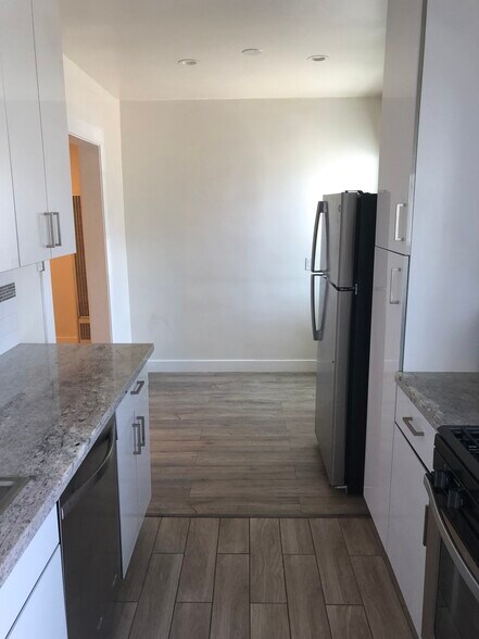 Building Photo - 316 N Spaulding Ave Apartments