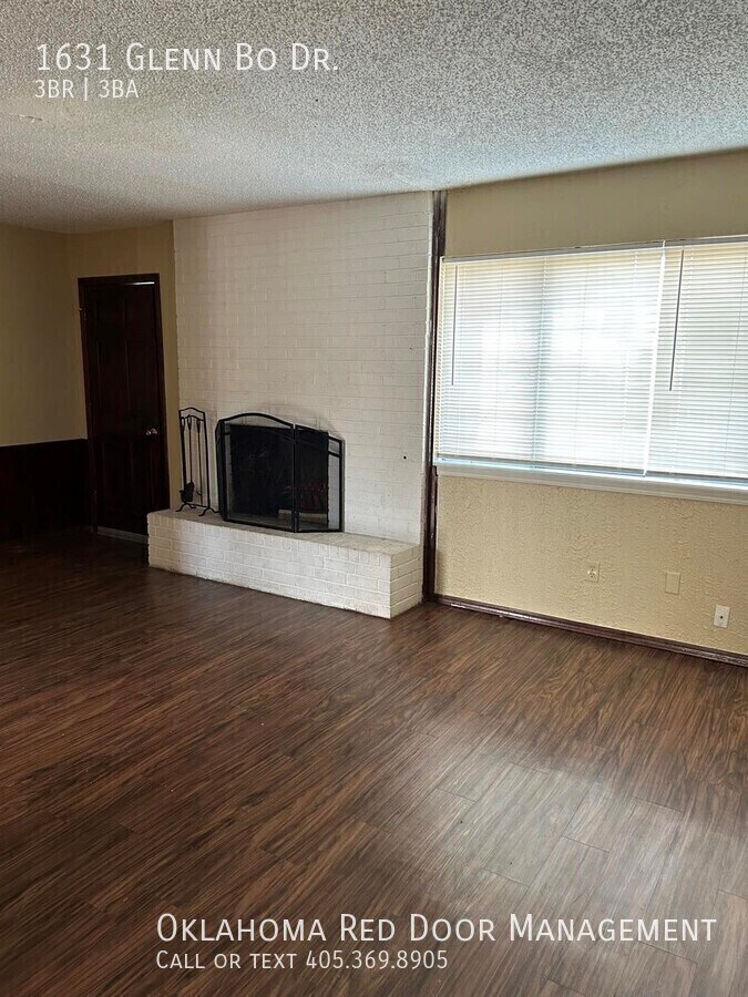 Building Photo - 1631 Glenn Bo Dr