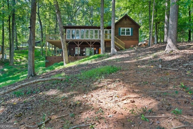 Building Photo - 180 Waterfront Dr