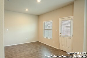 Building Photo - 2079 Chelsea Grv