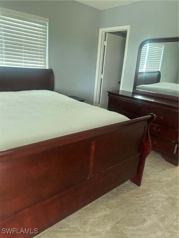 Building Photo - 4912 Tamiami Trl E