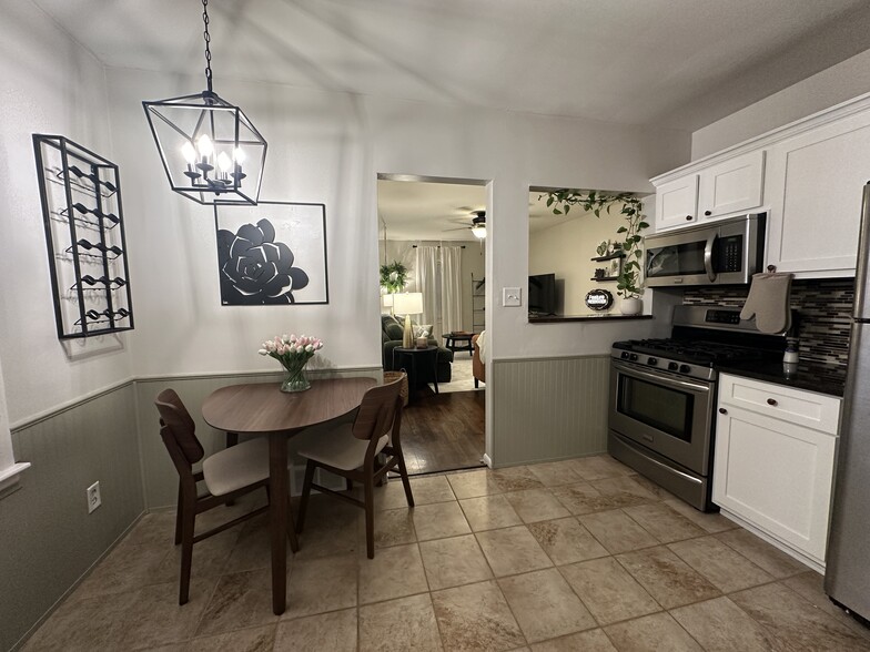 Building Photo - 4008 67th St