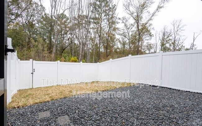 Building Photo - 382 Old Jennings Rd