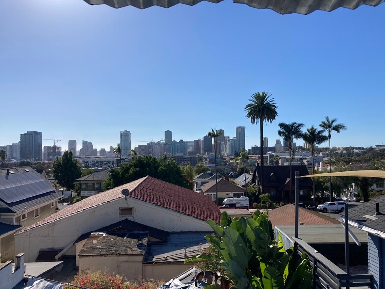 Building Photo - 1044 23rd St