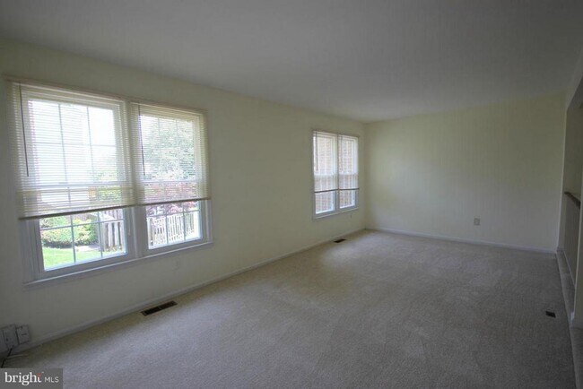 Building Photo - 3920 Bradwater St