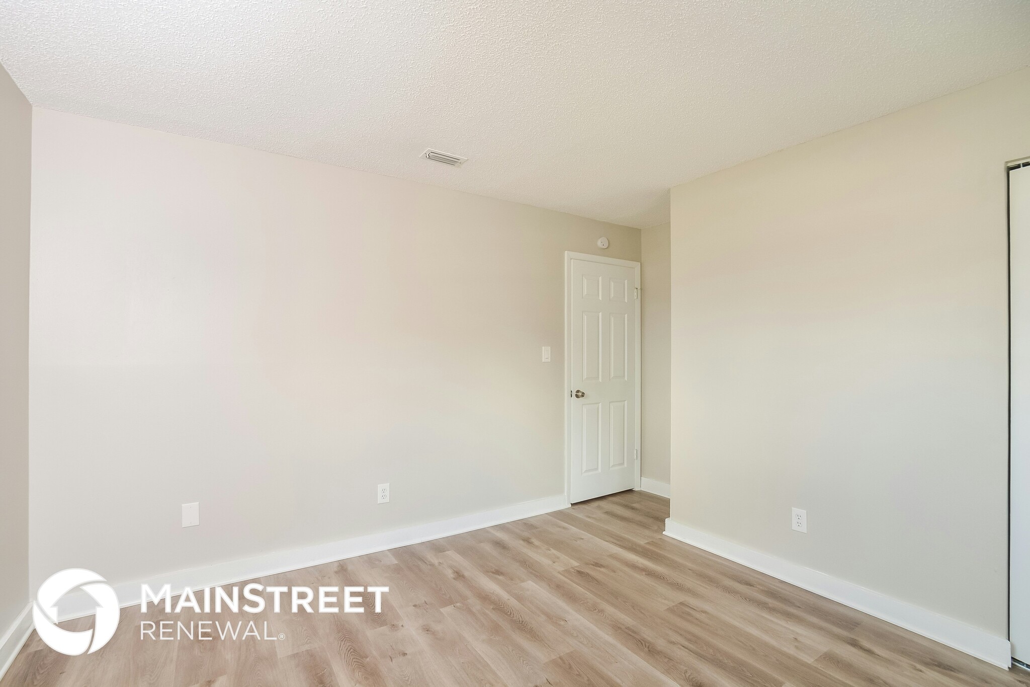 Building Photo - 7405 Calmoso Ave