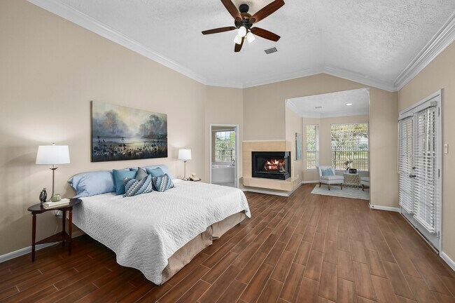 Building Photo - 1122 Wellshire Dr