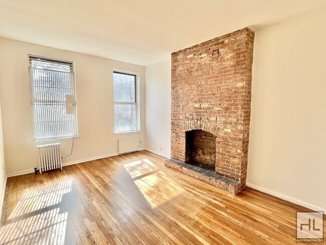 Primary Photo - ST MARKS PLACE