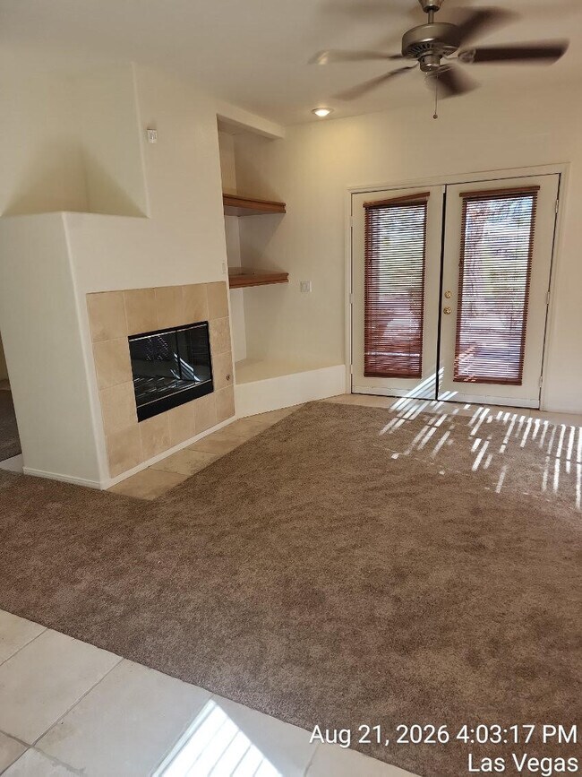 Building Photo - 664 Peachy Canyon Cir