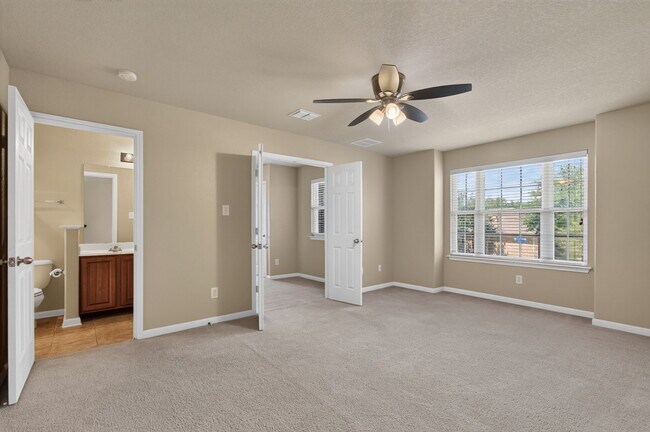 Building Photo - 7230 Willow Rain