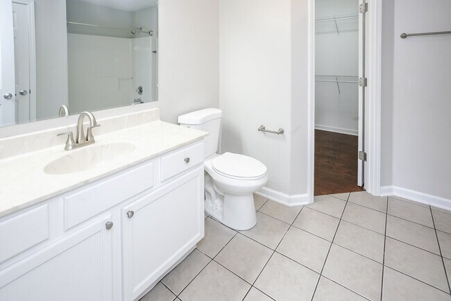 Building Photo - 3329 Gainesville Ct