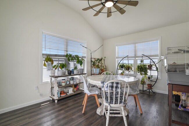 Building Photo - 150 Cilento Dr